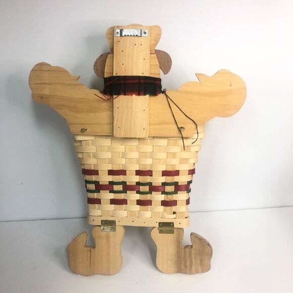 snowman basket wall decor or shelf 15 inch hat gloves scarf wood christmas decor - Picture 4 of 6